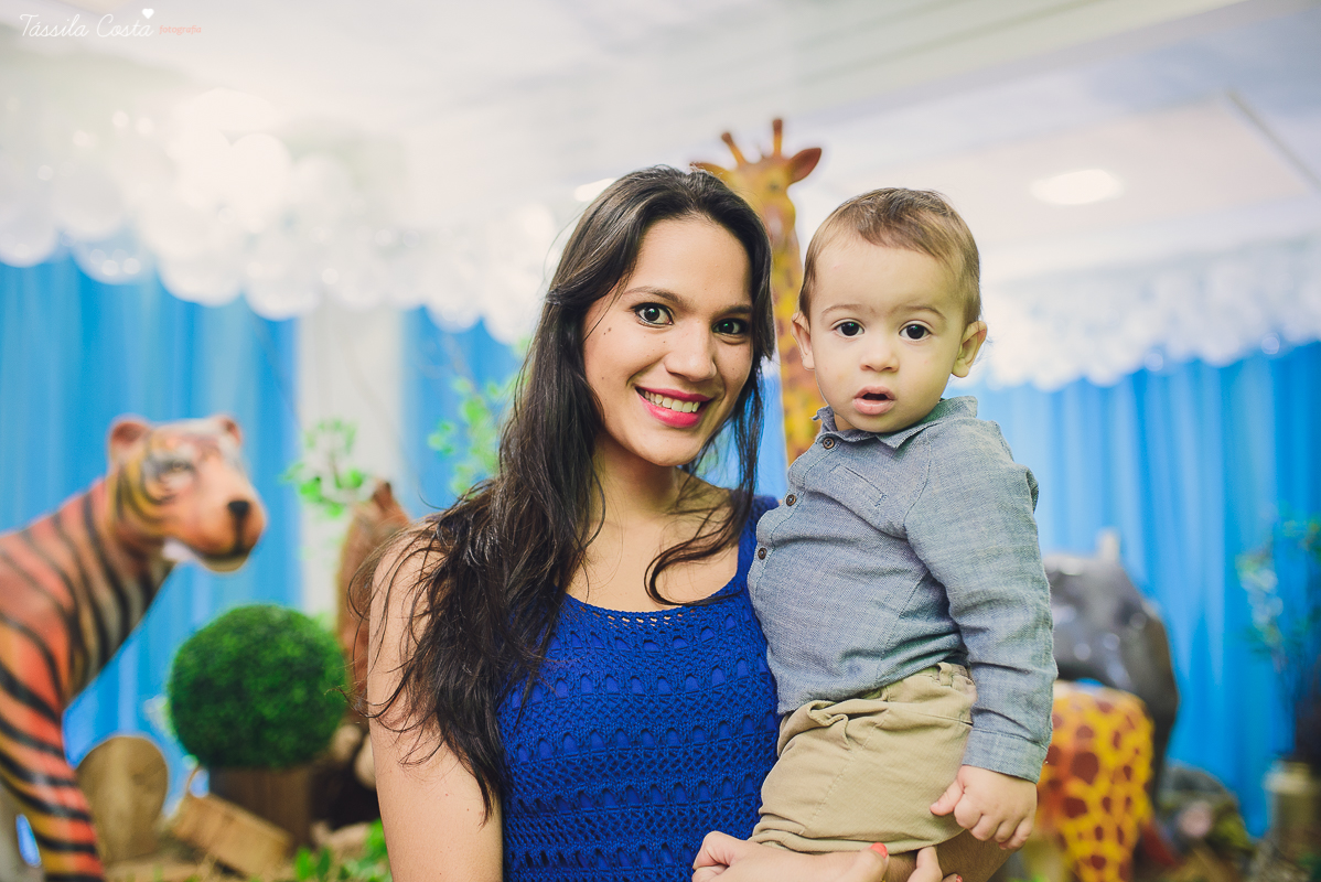 festa linda para o otávio, que completou 1 ano de vida, e comemorou com amigos e familiares no cerimonial infantil em jardim da penha, pirlim pim lim, fotografia de tássila costa fotografia, festa de menino com o tema safari, festa dos sonho