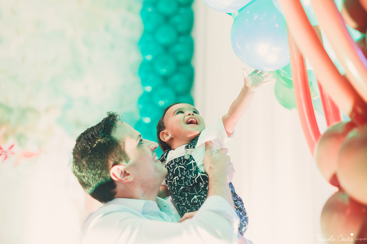 aniversário de menina, no tema chapeuzinho vermelho, festa de 1 ano no cerimonial Tironi Bambini, Vitória ES, Tássila Costa fotografia, fotógrafo de festa infantil em Vitória ES, fotos lindas de aniversário, álbum de aniversário infantil