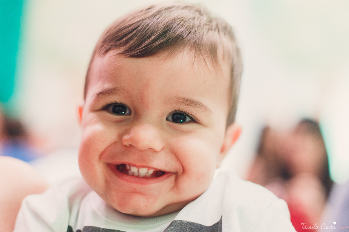 aniversário de menina, no tema chapeuzinho vermelho, festa de 1 ano no cerimonial Tironi Bambini, Vitória ES, Tássila Costa fotografia, fotógrafo de festa infantil em Vitória ES, fotos lindas de aniversário, álbum de aniversário infantil