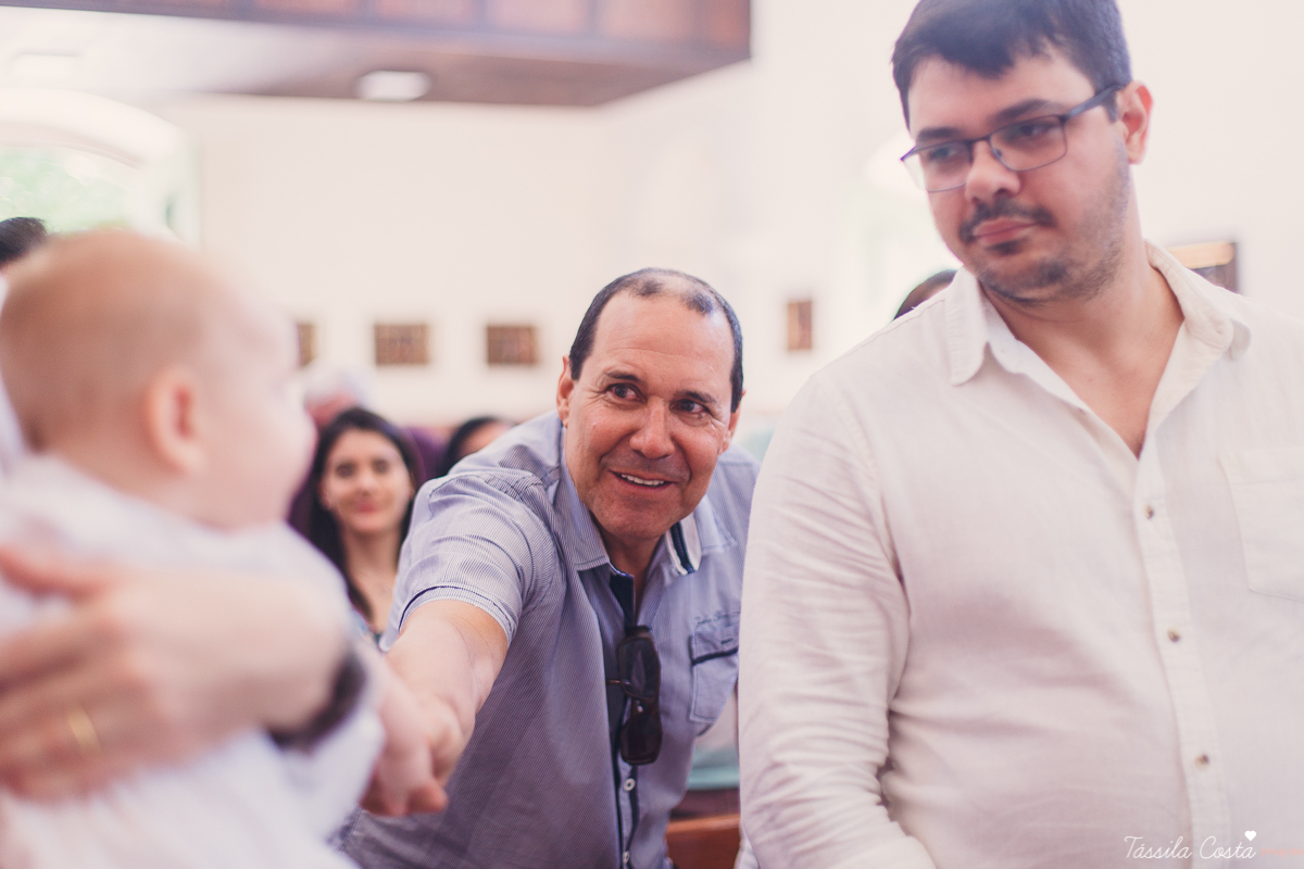 fotos de batizado, qual look usar no batizado do meu filho, lojas para comprar roupa para batizado em vila velha es, Igreja na Prainha para batismo, Igreja do Rosário, fotos lindas de batizado, meu primeiro sacramento, madrinha bem vestida no batizado