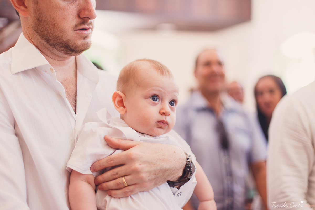 fotos de batizado, qual look usar no batizado do meu filho, lojas para comprar roupa para batizado em vila velha es, Igreja na Prainha para batismo, Igreja do Rosário, fotos lindas de batizado, meu primeiro sacramento, madrinha bem vestida no batizadofoto