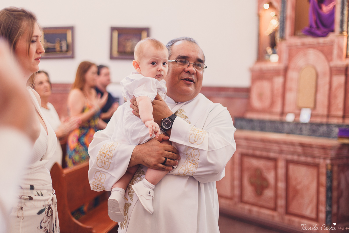 fotos de batizado, qual look usar no batizado do meu filho, lojas para comprar roupa para batizado em vila velha es, Igreja na Prainha para batismo, Igreja do Rosário, fotos lindas de batizado, meu primeiro sacramento, madrinha bem vestida no batizado