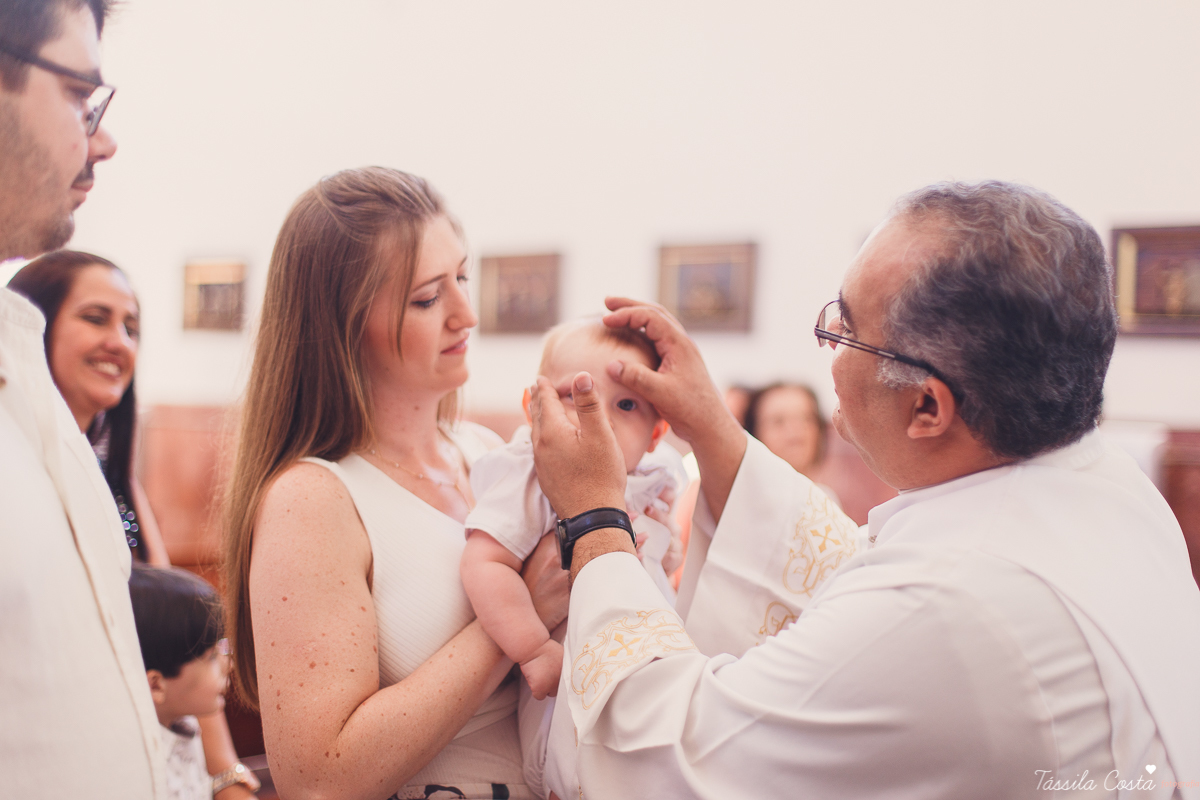 fotos de batizado, qual look usar no batizado do meu filho, lojas para comprar roupa para batizado em vila velha es, Igreja na Prainha para batismo, Igreja do Rosário, fotos lindas de batizado, meu primeiro sacramento, madrinha bem vestida no batizado