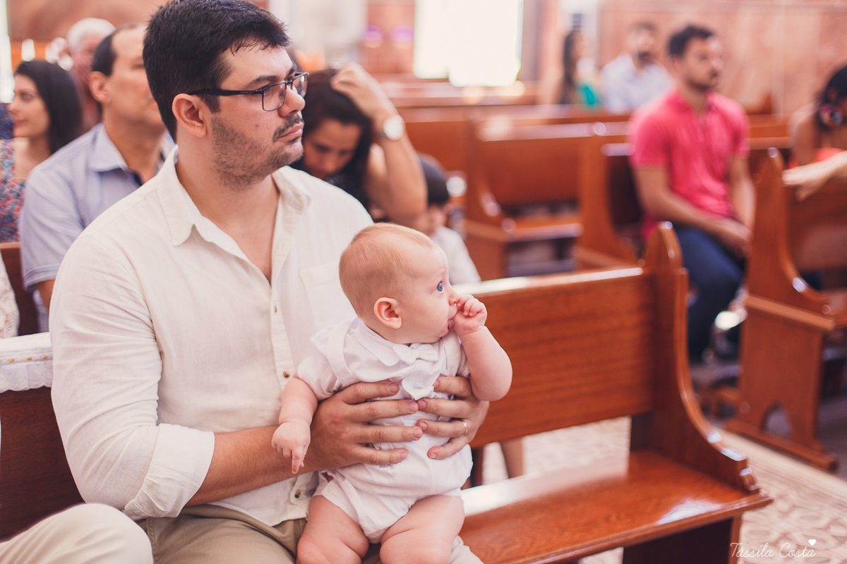 fotos de batizado, qual look usar no batizado do meu filho, lojas para comprar roupa para batizado em vila velha es, Igreja na Prainha para batismo, Igreja do Rosário, fotos lindas de batizado, meu primeiro sacramento, madrinha bem vestida no batizado