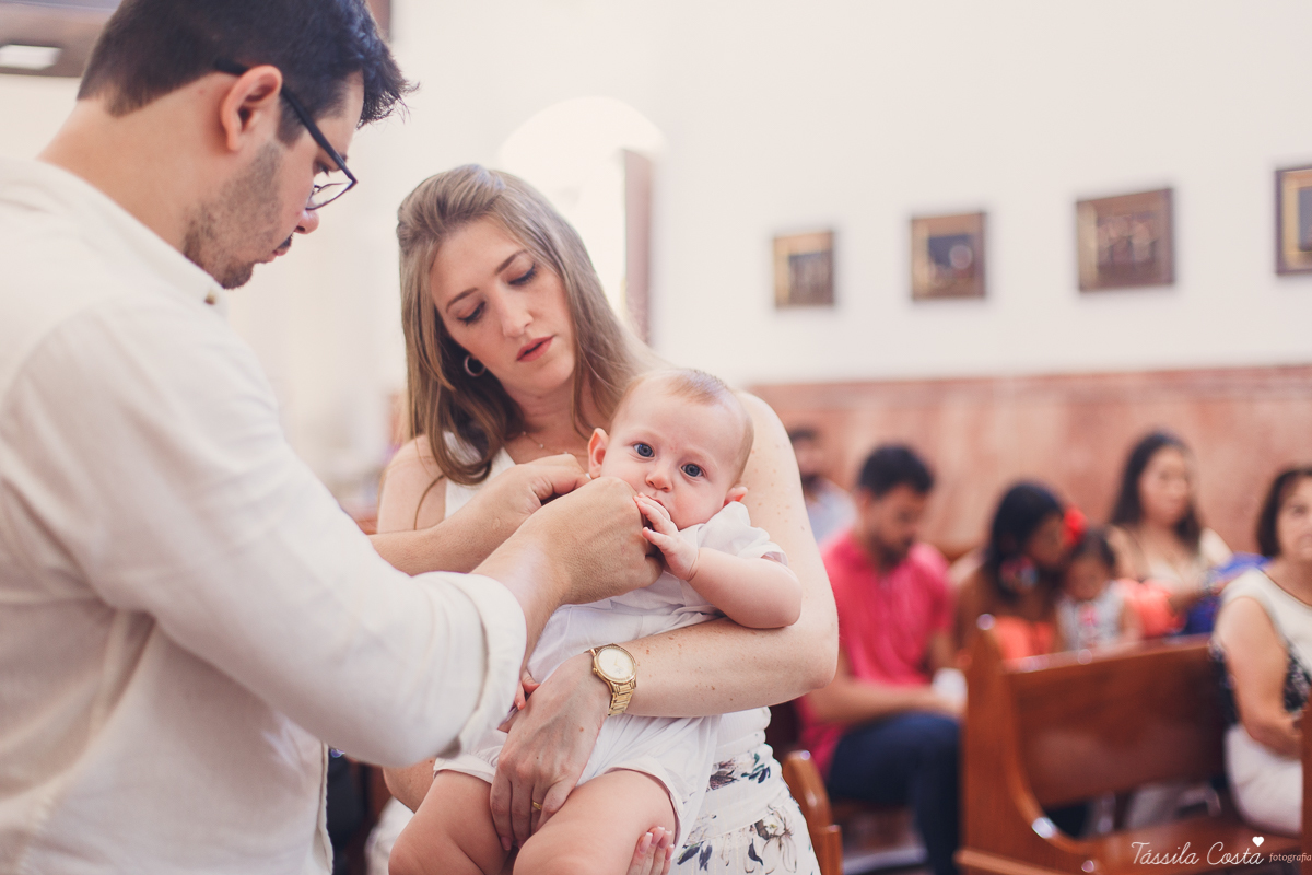 fotos de batizado, qual look usar no batizado do meu filho, lojas para comprar roupa para batizado em vila velha es, Igreja na Prainha para batismo, Igreja do Rosário, fotos lindas de batizado, meu primeiro sacramento, madrinha bem vestida no batizado