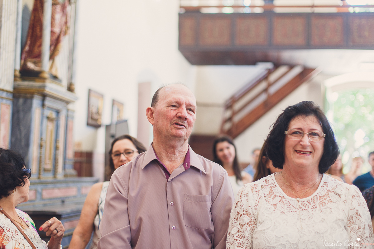 fotos de batizado, qual look usar no batizado do meu filho, lojas para comprar roupa para batizado em vila velha es, Igreja na Prainha para batismo, Igreja do Rosário, fotos lindas de batizado, meu primeiro sacramento, madrinha bem vestida no batizado