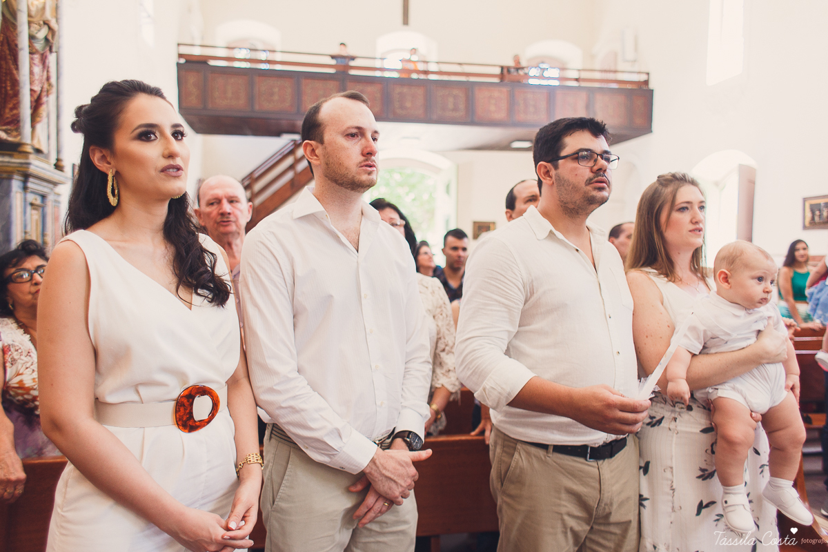 fotos de batizado, qual look usar no batizado do meu filho, lojas para comprar roupa para batizado em vila velha es, Igreja na Prainha para batismo, Igreja do Rosário, fotos lindas de batizado, meu primeiro sacramento, madrinha bem vestida no batizado