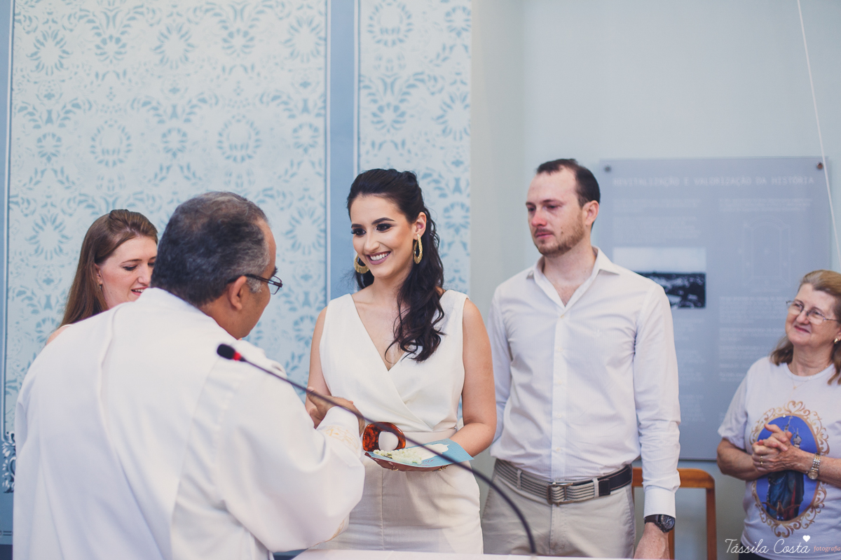fotos de batizado, qual look usar no batizado do meu filho, lojas para comprar roupa para batizado em vila velha es, Igreja na Prainha para batismo, Igreja do Rosário, fotos lindas de batizado, meu primeiro sacramento, madrinha bem vestida no batizado