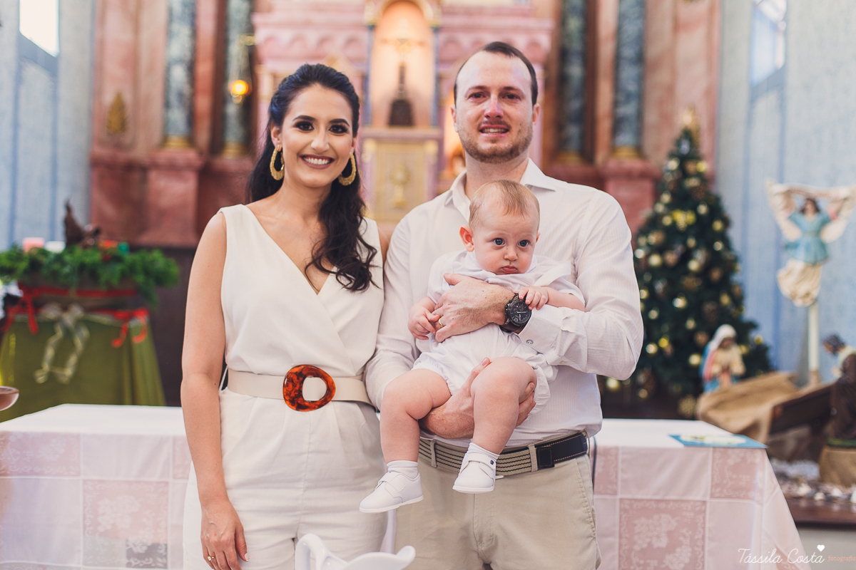 fotos de batizado, qual look usar no batizado do meu filho, lojas para comprar roupa para batizado em vila velha es, Igreja na Prainha para batismo, Igreja do Rosário, fotos lindas de batizado, meu primeiro sacramento, madrinha bem vestida no batizado