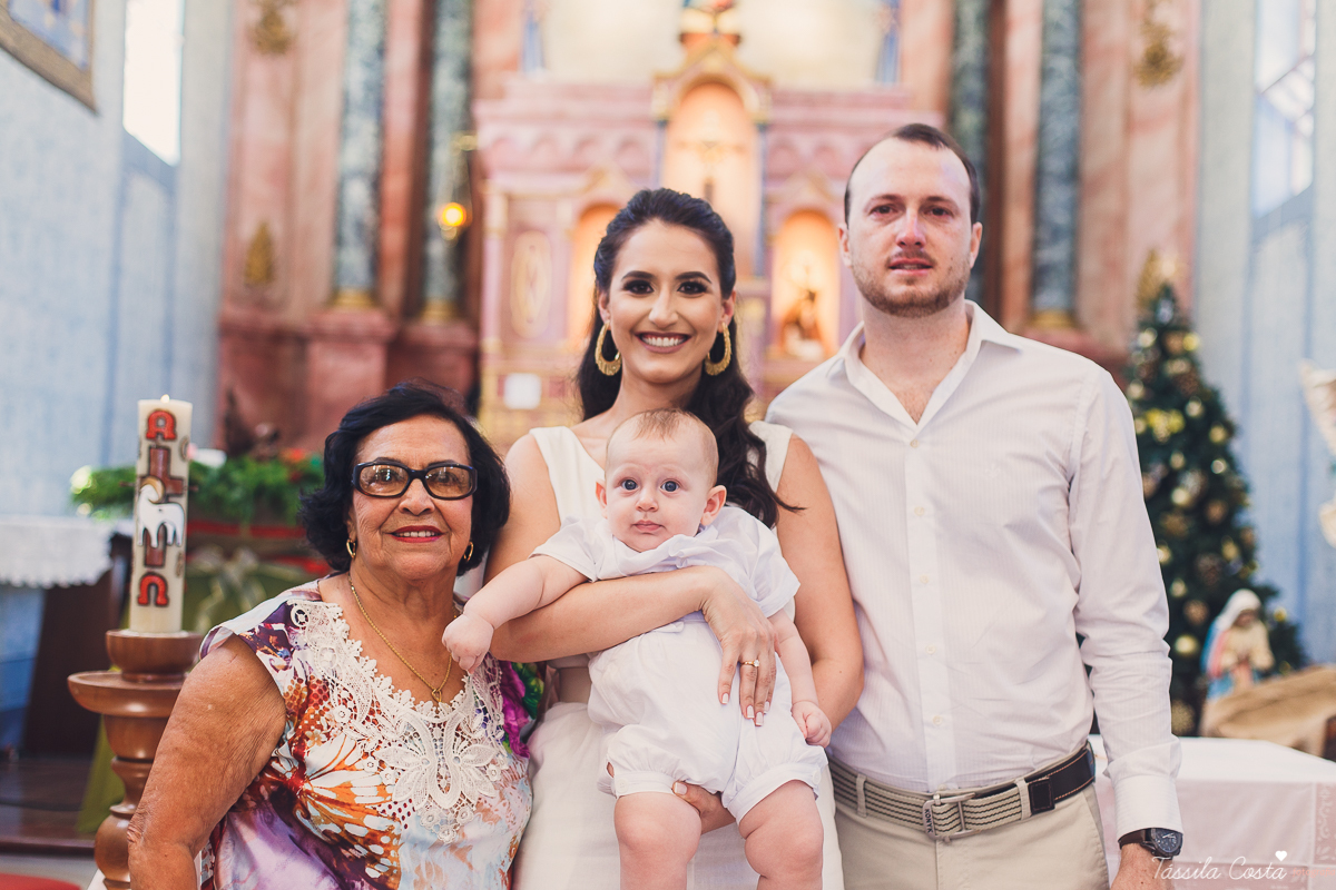 fotos de batizado, qual look usar no batizado do meu filho, lojas para comprar roupa para batizado em vila velha es, Igreja na Prainha para batismo, Igreja do Rosário, fotos lindas de batizado, meu primeiro sacramento, madrinha bem vestida no batizado