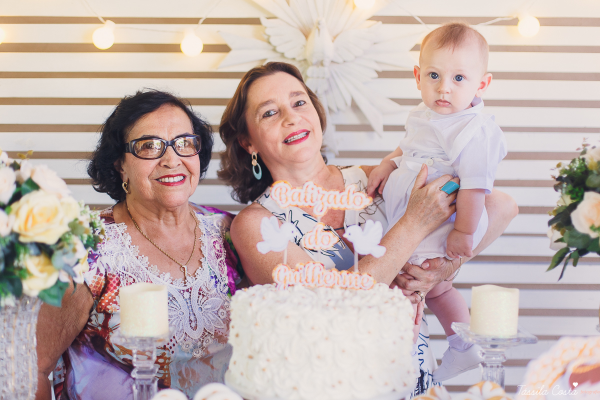 fotos de batizado, qual look usar no batizado do meu filho, lojas para comprar roupa para batizado em vila velha es, Igreja na Prainha para batismo, Igreja do Rosário, fotos lindas de batizado, meu primeiro sacramento, madrinha bem vestida no batizado