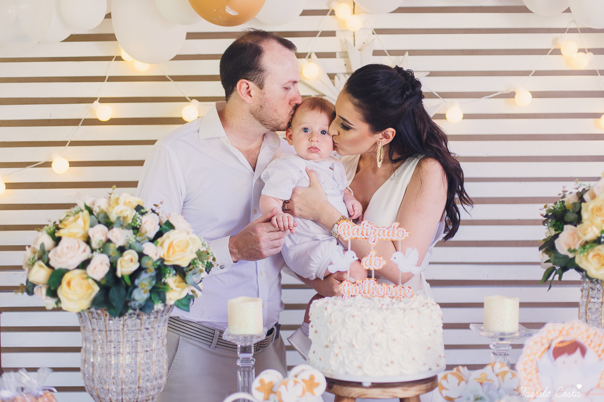 fotos de batizado, qual look usar no batizado do meu filho, lojas para comprar roupa para batizado em vila velha es, Igreja na Prainha para batismo, Igreja do Rosário, fotos lindas de batizado, meu primeiro sacramento, madrinha bem vestida no batizado