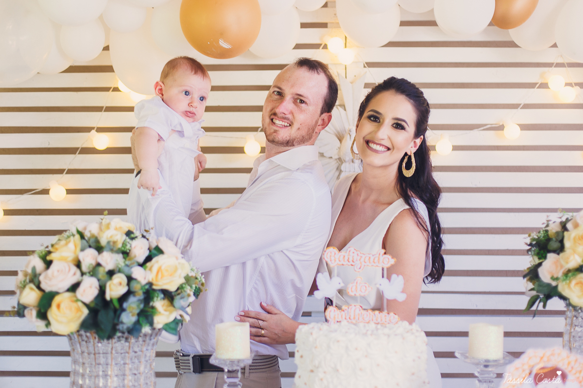 fotos de batizado, qual look usar no batizado do meu filho, lojas para comprar roupa para batizado em vila velha es, Igreja na Prainha para batismo, Igreja do Rosário, fotos lindas de batizado, meu primeiro sacramento, madrinha bem vestida no batizado