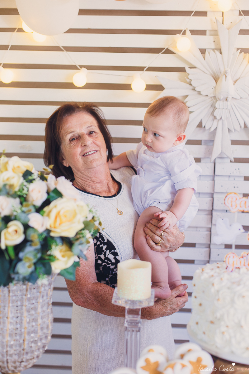 fotos de batizado, qual look usar no batizado do meu filho, lojas para comprar roupa para batizado em vila velha es, Igreja na Prainha para batismo, Igreja do Rosário, fotos lindas de batizado, meu primeiro sacramento, madrinha bem vestida no batizado