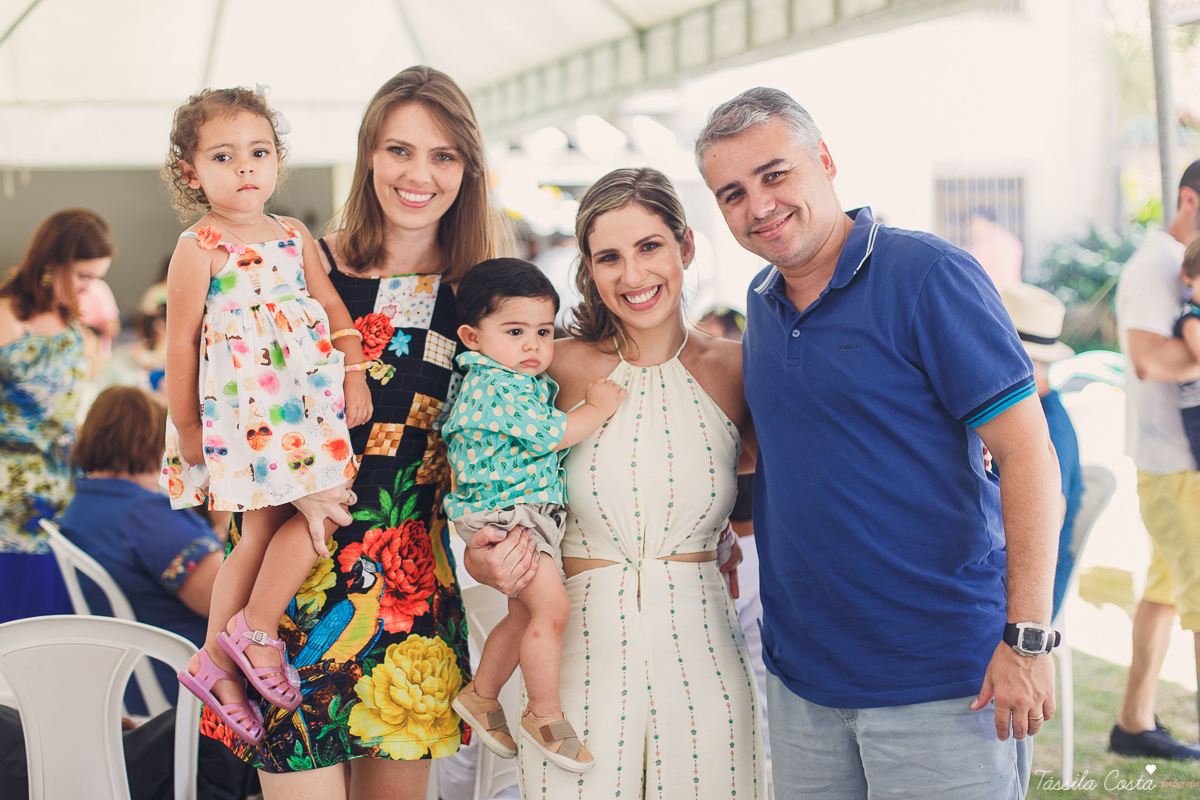 Festa no quintal de casa, em Jardim Camburi, Vitória ES, Festa no terma praia, maquete linda no tema praia, decoração diferente no tema praia, festa de menino, churrasco para aniversário infantil, fotografia de festa infantil em vitória es, tássila foto