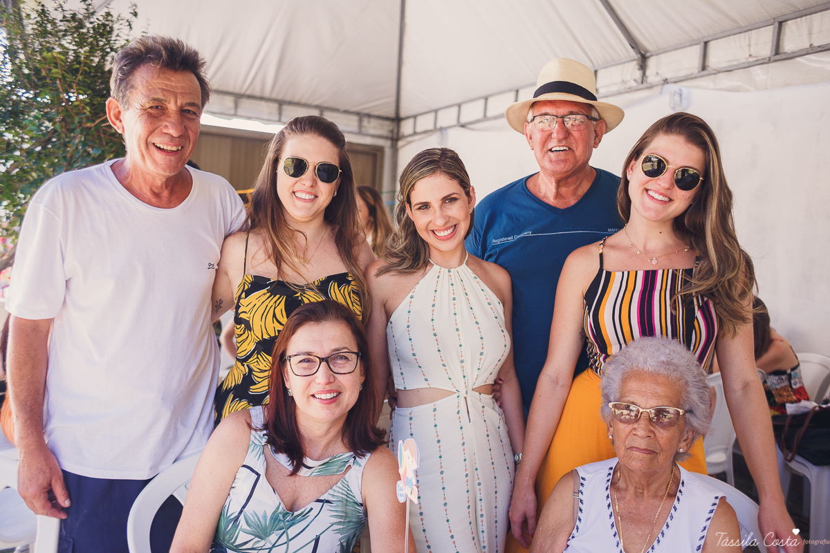 Festa no quintal de casa, em Jardim Camburi, Vitória ES, Festa no terma praia, maquete linda no tema praia, decoração diferente no tema praia, festa de menino, churrasco para aniversário infantil, fotografia de festa infantil em vitória es, tássila Fefoto