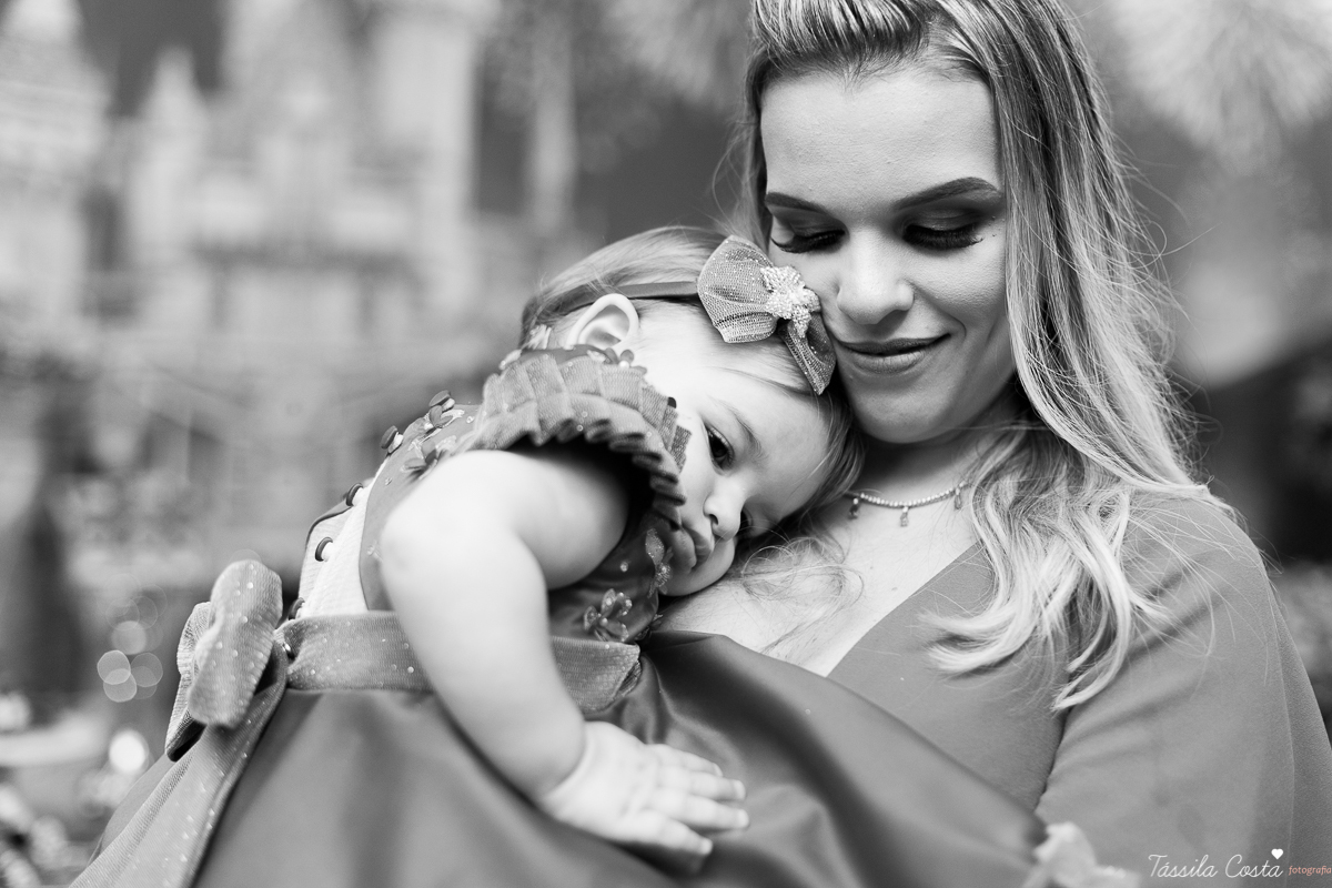 aniversário no tema Disney, aniversário de menina no tema Disney, no Cerimonial O Mais Legal, Sofia 1 ano, tudo azul e vermelho no aniversário, o que vestir no aniversário de 1 ano da filha, look Le Infance para aniversário de 1 ano, Le Infance vestidos