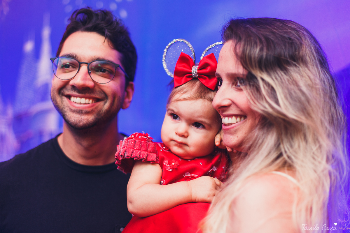 aniversário no tema Disney, aniversário de menina no tema Disney, no Cerimonial O Mais Legal, Sofia 1 ano, tudo azul e vermelho no aniversário, o que vestir no aniversário de 1 ano da filha, look Le Infance para aniversário de 1 ano, Le Infance vestidos