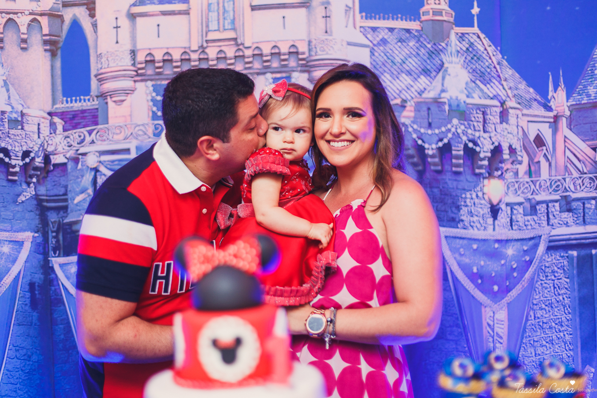 aniversário no tema Disney, aniversário de menina no tema Disney, no Cerimonial O Mais Legal, Sofia 1 ano, tudo azul e vermelho no aniversário, o que vestir no aniversário de 1 ano da filha, look Le Infance para aniversário de 1 ano, Le Infance vestidos