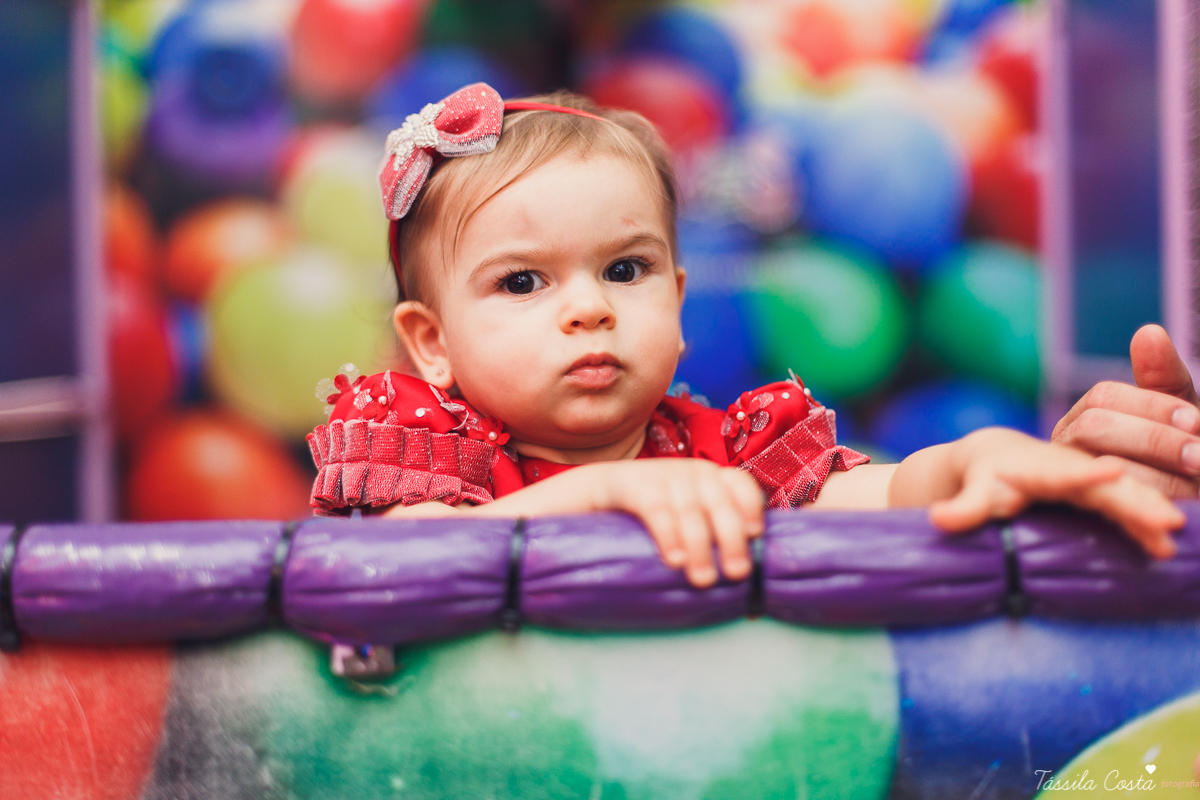 aniversário no tema Disney, aniversário de menina no tema Disney, no Cerimonial O Mais Legal, Sofia 1 ano, tudo azul e vermelho no aniversário, o que vestir no aniversário de 1 ano da filha, look Le Infance para aniversário de 1 ano, Le Infance vestidos