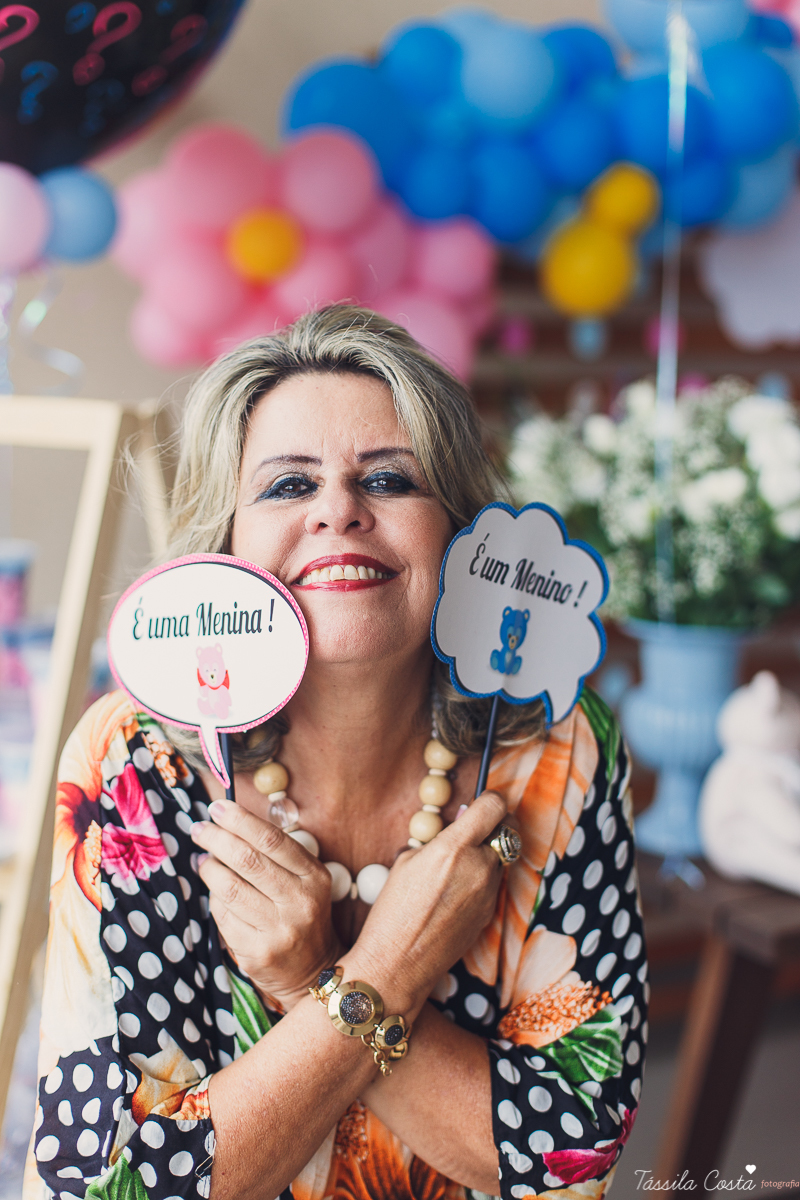 o que fazer para revelar o sexo do bebê, dicas para saber o sexo do bebê, médicos grávidos, fotos lindas de chá revelação, momento muito especial no chá revelação, mundo rosa, mãe de menina, descobrindo o sexo do bebê com a família, tássila costa es