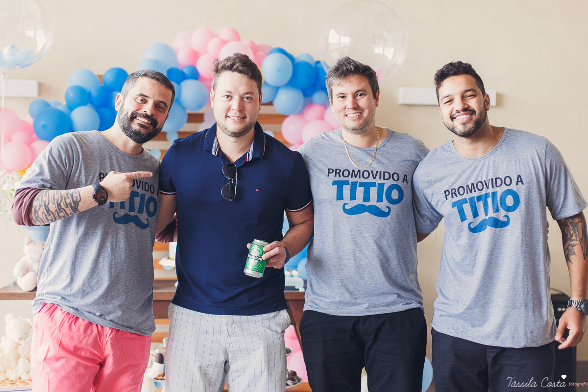 o que fazer para revelar o sexo do bebê, dicas para saber o sexo do bebê, médicos grávidos, fotos lindas de chá revelação, momento muito especial no chá revelação, mundo rosa, mãe de menina, descobrindo o sexo do bebê com a família, tássila costa es