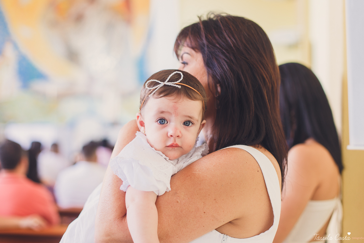 batizado da Mariah, feito na Igreja Santuário Nossa Senhora de Fátima, no Bairro de Fátima, em Serra - ES, fotografia de batizado em Vitória ES, almoço de batizado no Boulevard Lagoa na Serra, decoração linda de batizado, o que a madrinha veste no batizad