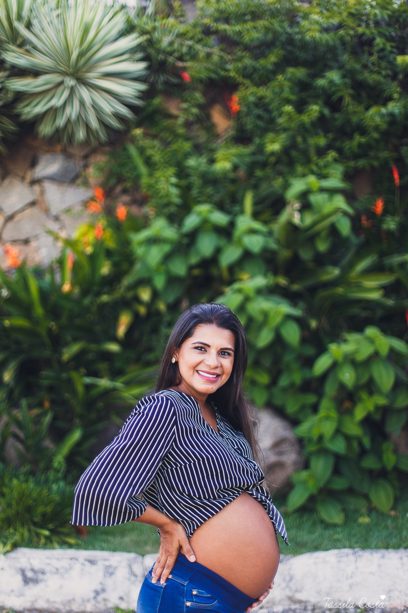 fotos lindas feitas na Praia da Costa, lugares em Vila Velha para fazer fotos de grávida, Praia linda para fotos de grávida em Vila Velha, mundo azul, esperando o primeiro filho, Dr Maria Angélica, hospital Vitória Apart, tássila costa fotografia