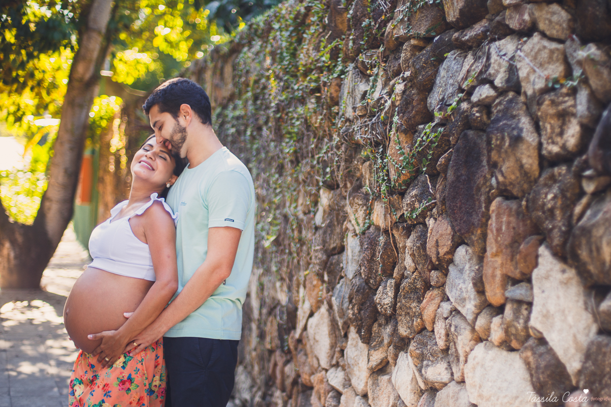 fotos lindas feitas na Praia da Costa, lugares em Vila Velha para fazer fotos de grávida, Praia linda para fotos de grávida em Vila Velha, mundo azul, esperando o primeiro filho, Dr Maria Angélica, hospital Vitória Apart, tássila costa fotografia
