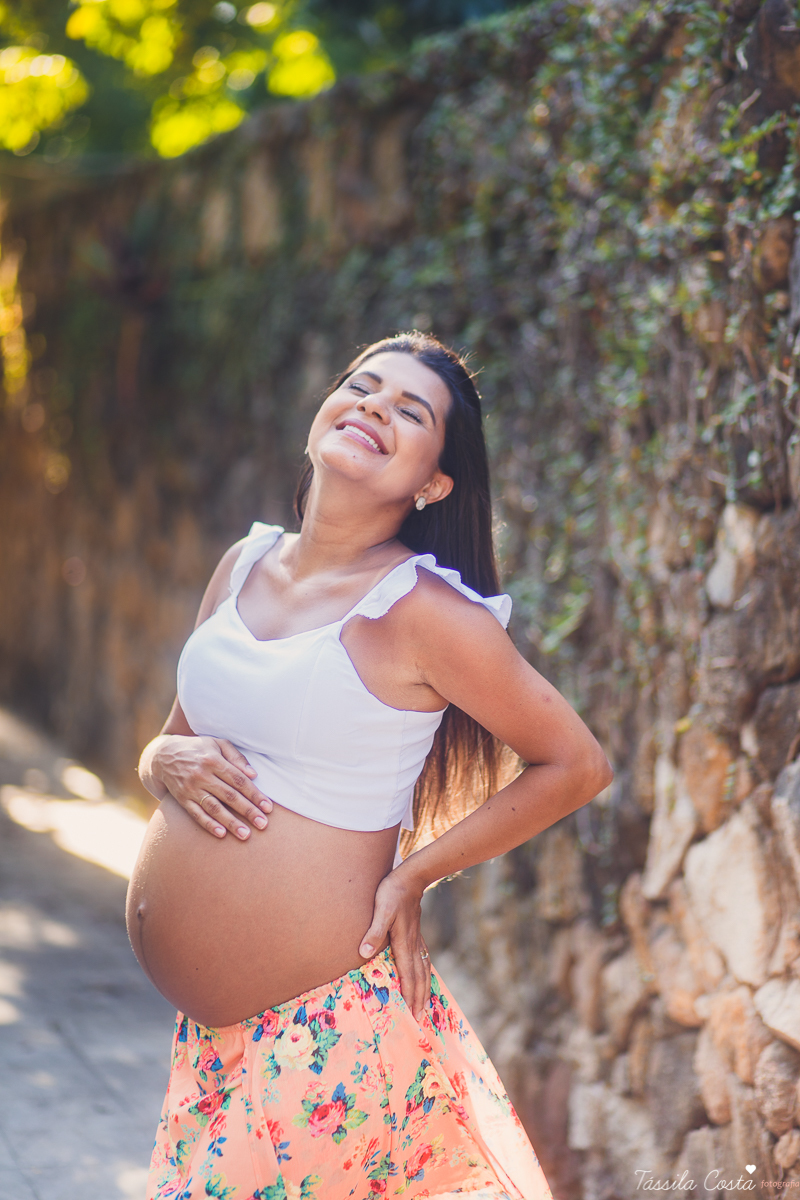 fotos lindas feitas na Praia da Costa, lugares em Vila Velha para fazer fotos de grávida, Praia linda para fotos de grávida em Vila Velha, mundo azul, esperando o primeiro filho, Dr Maria Angélica, hospital Vitória Apart, tássila costa fotografia