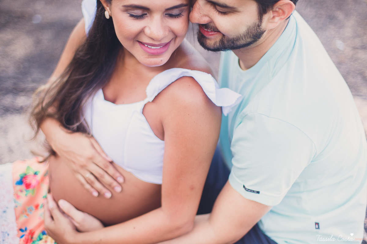 fotos lindas feitas na Praia da Costa, lugares em Vila Velha para fazer fotos de grávida, Praia linda para fotos de grávida em Vila Velha, mundo azul, esperando o primeiro filho, Dr Maria Angélica, hospital Vitória Apart, tássila costa fotografia