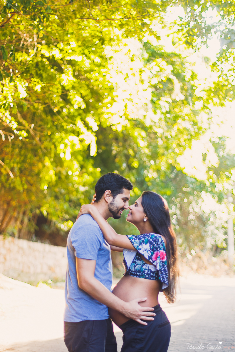 fotos lindas feitas na Praia da Costa, lugares em Vila Velha para fazer fotos de grávida, Praia linda para fotos de grávida em Vila Velha, mundo azul, esperando o primeiro filho, Dr Maria Angélica, hospital Vitória Apart, tássila costa fotografia