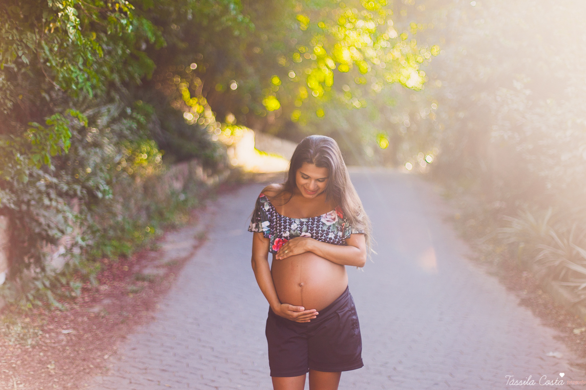 fotos lindas feitas na Praia da Costa, lugares em Vila Velha para fazer fotos de grávida, Praia linda para fotos de grávida em Vila Velha, mundo azul, esperando o primeiro filho, Dr Maria Angélica, hospital Vitória Apart, tássila costa fotografia