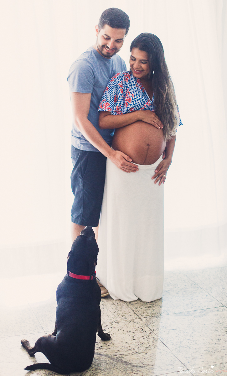 fotos lindas feitas na Praia da Costa, lugares em Vila Velha para fazer fotos de grávida, Praia linda para fotos de grávida em Vila Velha, mundo azul, esperando o primeiro filho, Dr Maria Angélica, hospital Vitória Apart, tássila costa fotografia