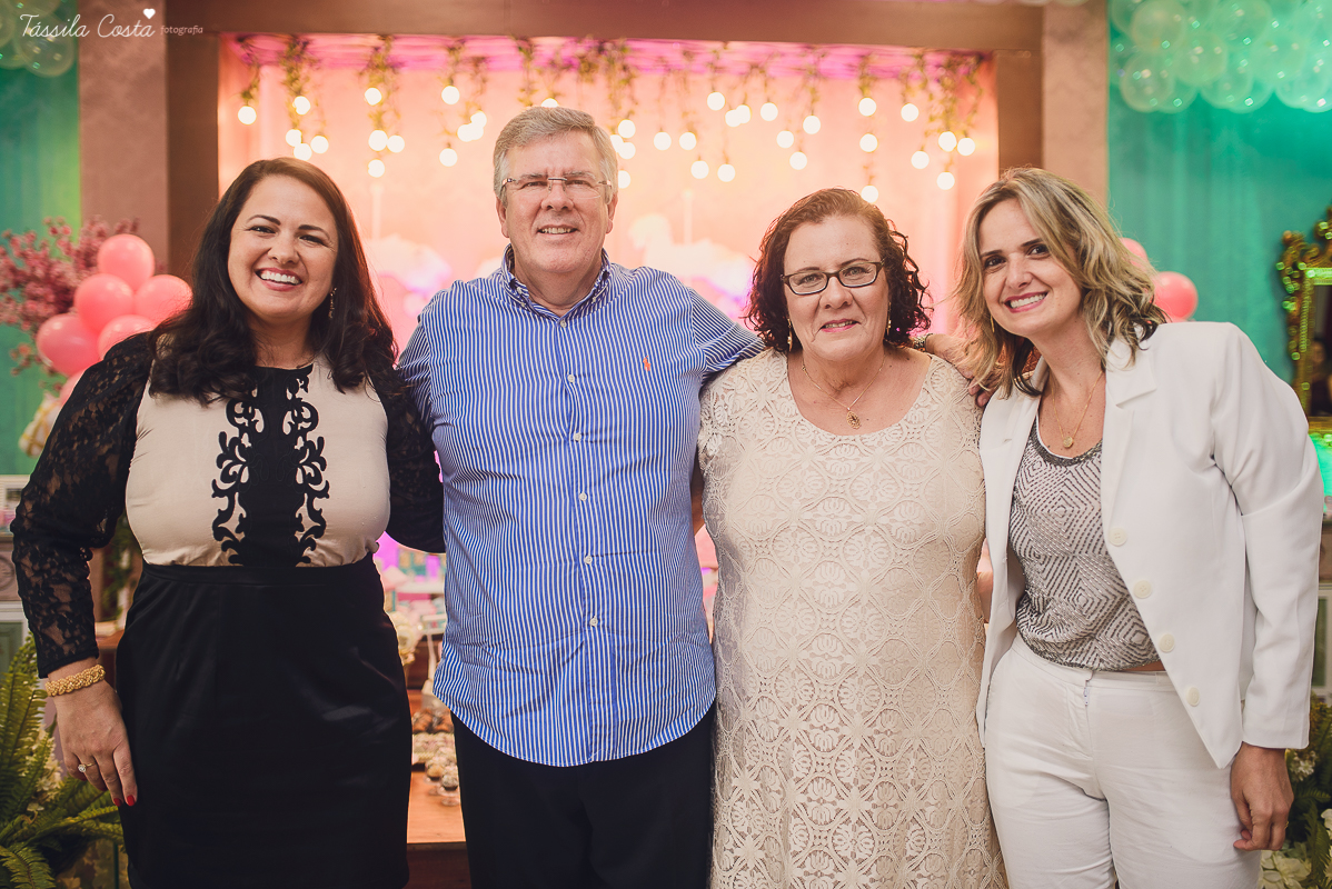 festa dos sonhos da Yasmin, aniversário de 15 anos, festa de princesa, tema carrossel, debutante Yasmin, festa em vitória es, no cerimonial o mais legal, decoração linda de 15 anos, festa maravilhosa, festa rosa e azul, 15 anos