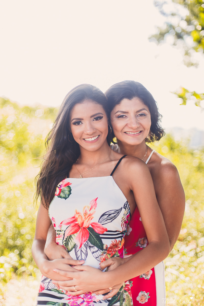 looks para ensaio de 15 anos, o que vestir para meu ensaio de 15 anos, fotos em 15 anos em Vitória ES, fotógrafa especializada em book de 15 anos, fotos no por do sol da Ilha do Frade, fotos em família, o que vestir nas minhas fotos em família, tássila 