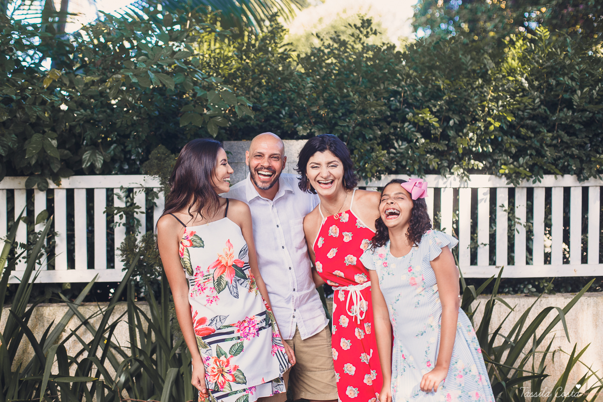 looks para ensaio de 15 anos, o que vestir para meu ensaio de 15 anos, fotos em 15 anos em Vitória ES, fotógrafa especializada em book de 15 anos, fotos no por do sol da Ilha do Frade, fotos em família, o que vestir nas minhas fotos em família, tássila 