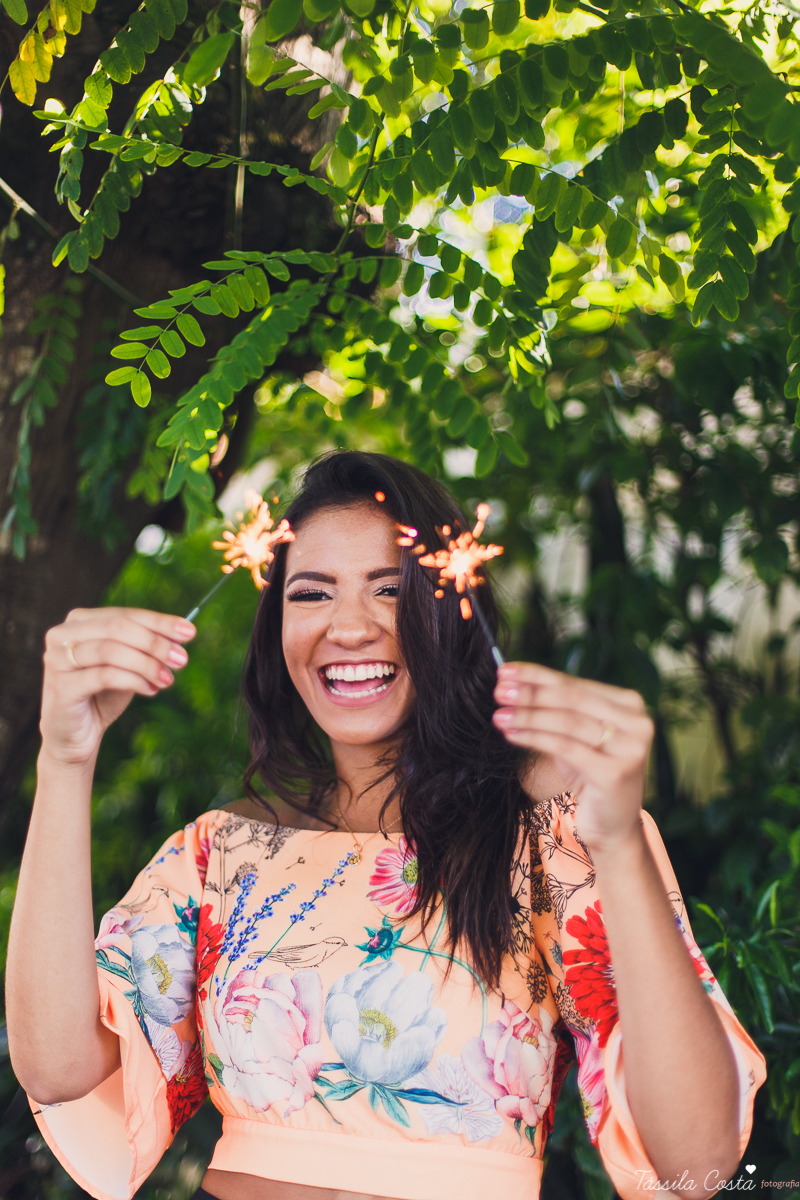 looks para ensaio de 15 anos, o que vestir para meu ensaio de 15 anos, fotos em 15 anos em Vitória ES, fotógrafa especializada em book de 15 anos, fotos no por do sol da Ilha do Frade, fotos em família, o que vestir nas minhas fotos em família, tássila 
