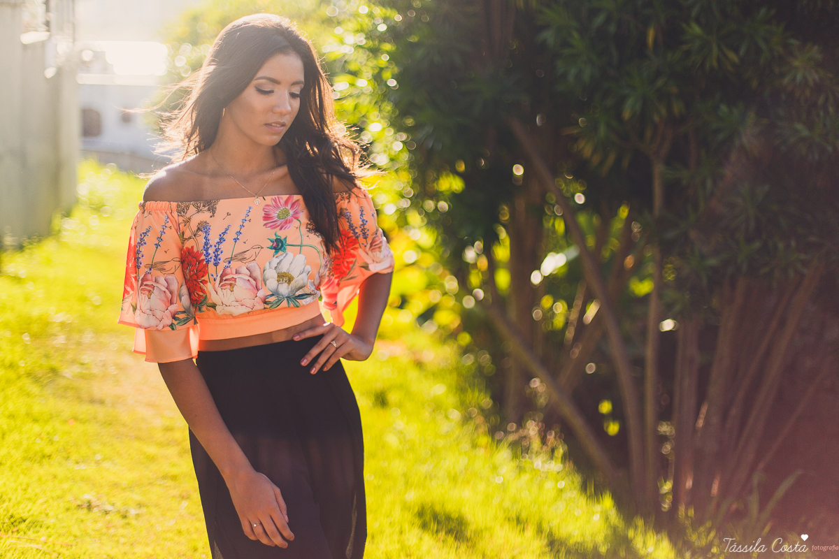 looks para ensaio de 15 anos, o que vestir para meu ensaio de 15 anos, fotos em 15 anos em Vitória ES, fotógrafa especializada em book de 15 anos, fotos no por do sol da Ilha do Frade, fotos em família, o que vestir nas minhas fotos em família, tássila 