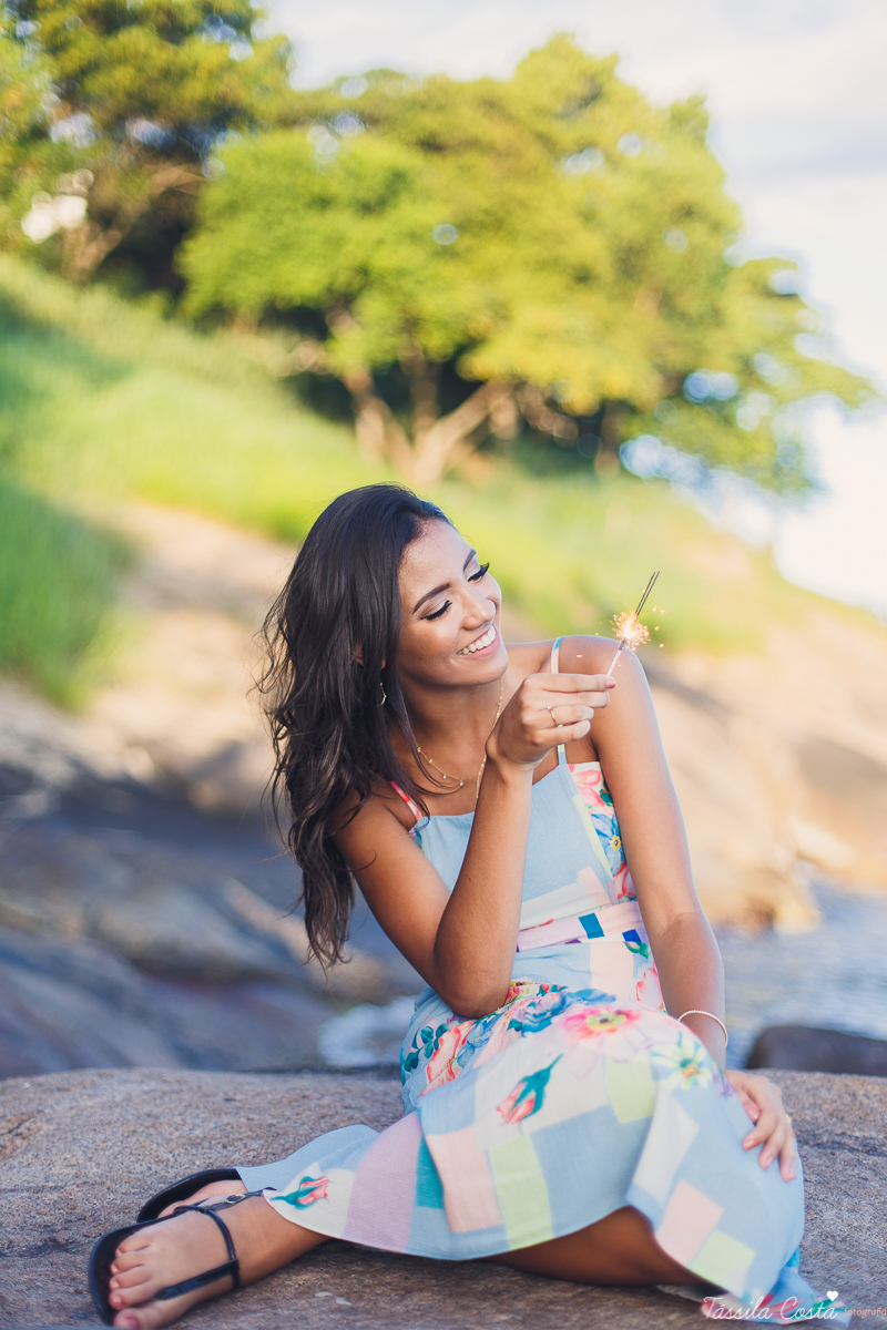 looks para ensaio de 15 anos, o que vestir para meu ensaio de 15 anos, fotos em 15 anos em Vitória ES, fotógrafa especializada em book de 15 anos, fotos no por do sol da Ilha do Frade, fotos em família, o que vestir nas minhas fotos em família, tássila 