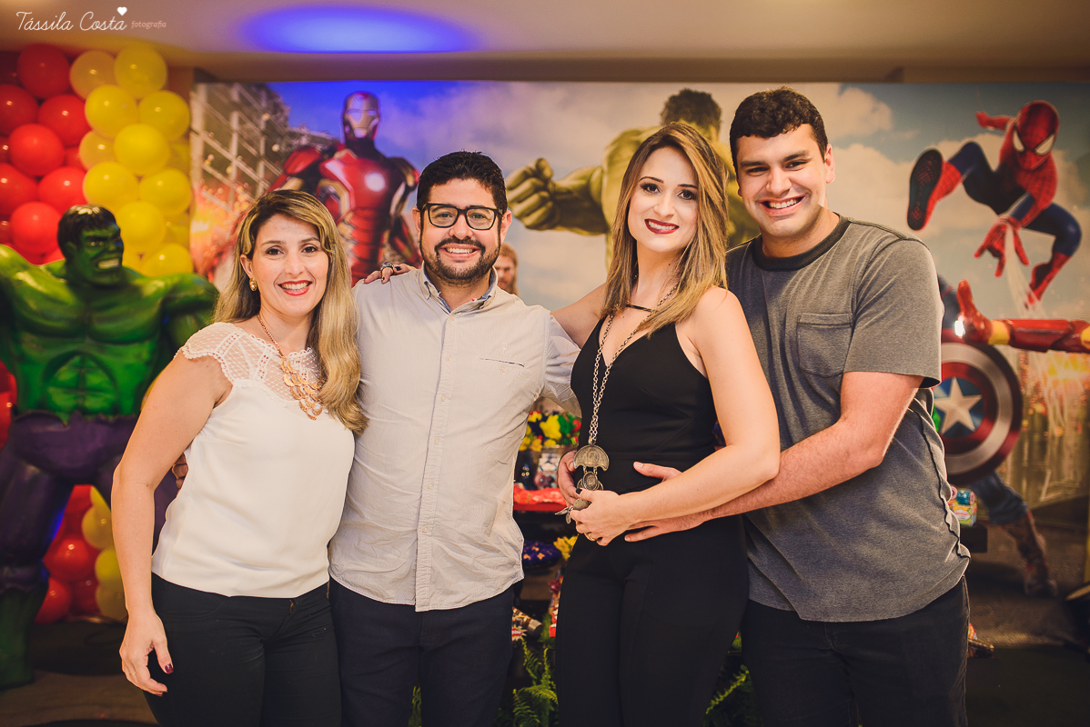 festa de 3 anos do antônio, que aconteceu em Manguinhos Serra, festa no tema Os Vingadores, festa de menino, com direito à Homem-aranha fantasiado, decoração da Mamalujo Decorações, Carla Sales, com fotos da T&aacu