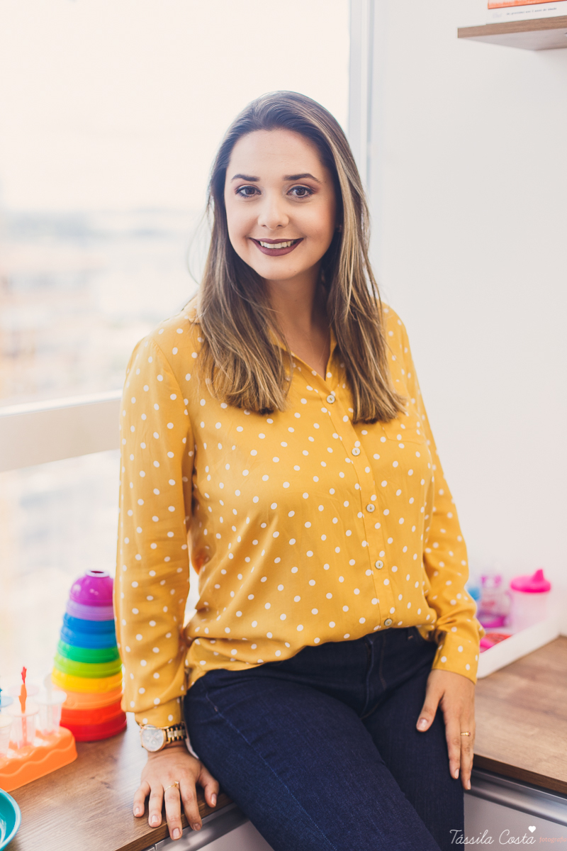 fotos para atualização de site, nutricionista em vitória es, nutricionista da área infantil em vitória es, fotos profissionais para instagram, fotos de trabalho para postar no instagram, poses para fotos de site, Helena Ewald Nutrição Infantil, Clínica 