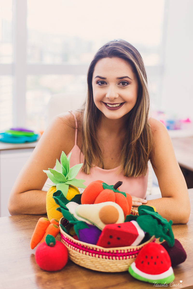 fotos para atualização de site, nutricionista em vitória es, nutricionista da área infantil em vitória es, fotos profissionais para instagram, fotos de trabalho para postar no instagram, poses para fotos de site, Clínica Primeiro Sorriso Vitória ES