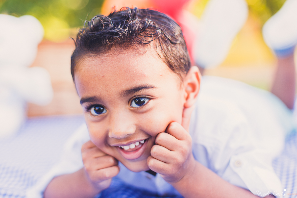 fotos de irmãos, feitas na Ilha do Frade, melhor local para fazer fotos externas em Vitória ES, melhor praia para fazer ensaio de família em Vitória ES, praias do Espírito Santo, lugares bonitos para conhecer em Vitória ES, tássila costa fotografia infant