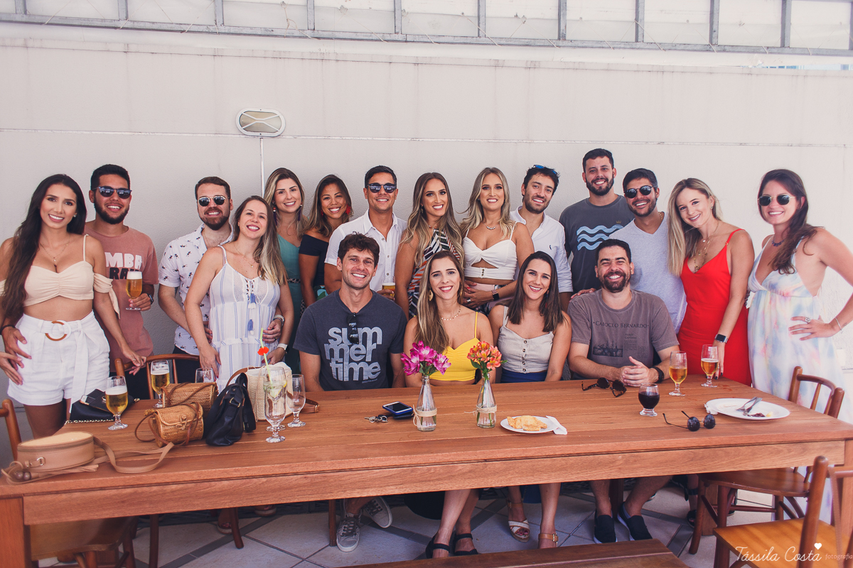 decoração para aniversário de 30 anos, festa linda para irmãs gêmeas, festa de 30 anos de gêmeas, bolo de Thais Gois, fotografia de Tássila Costa, fotógrafa em Vitória ES, fotografia de festa em vix ES, o que vestir no aniversário de 30 anos