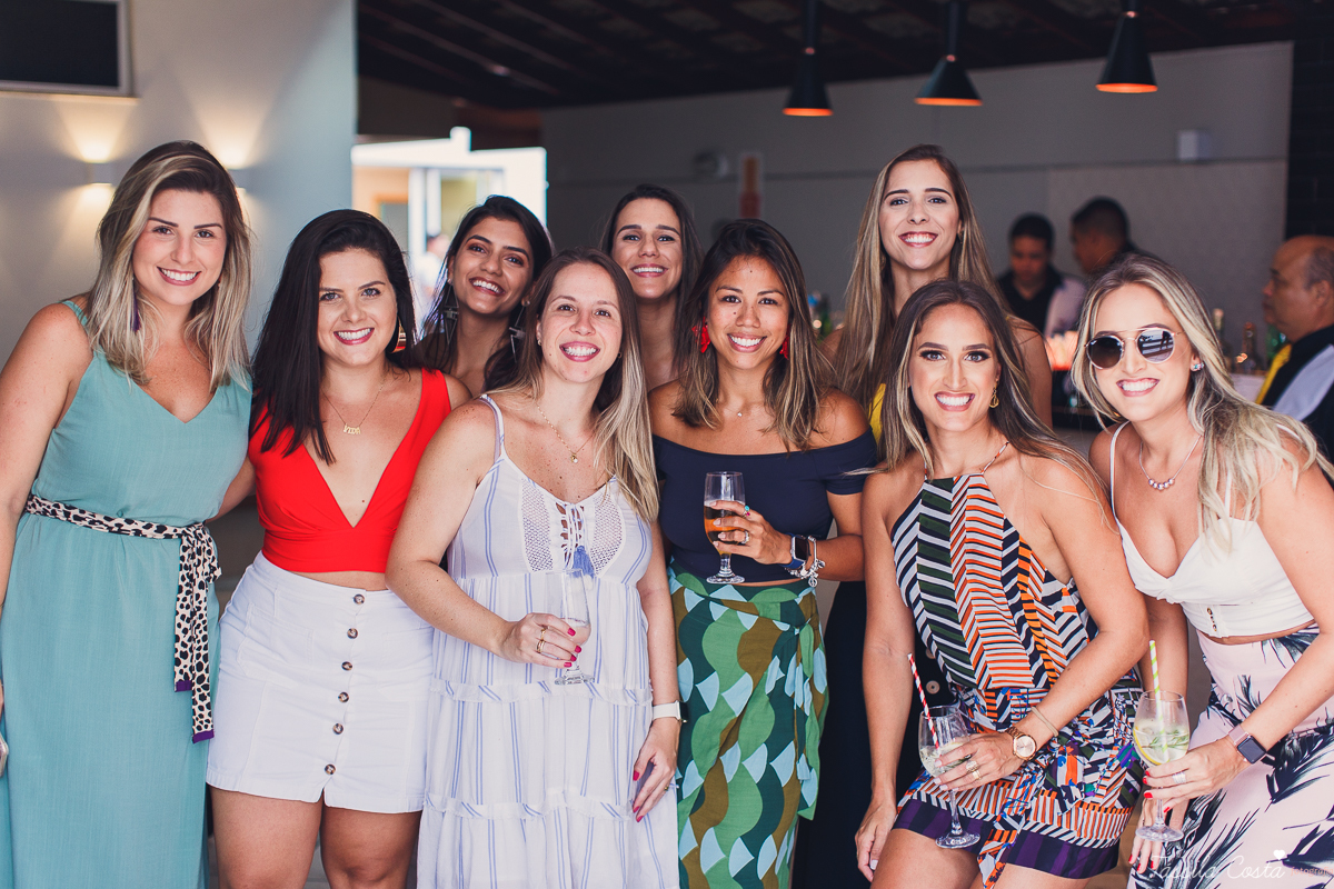 decoração para aniversário de 30 anos, festa linda para irmãs gêmeas, festa de 30 anos de gêmeas, bolo de Thais Gois, fotografia de Tássila Costa, fotógrafa em Vitória ES, fotografia de festa em vix ES, o que vestir no aniversário de 30 anos