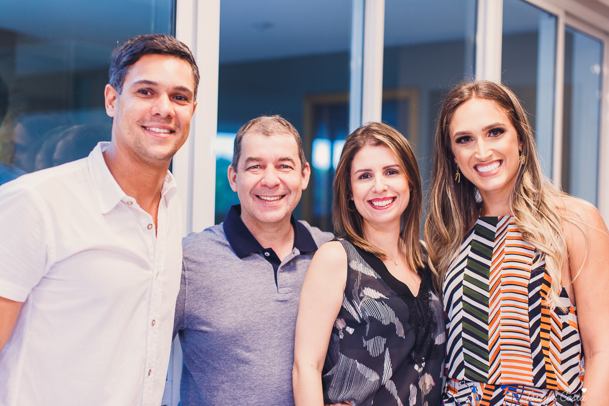 decoração para aniversário de 30 anos, festa linda para irmãs gêmeas, festa de 30 anos de gêmeas, bolo de Thais Gois, fotografia de Tássila Costa, fotógrafa em Vitória ES, fotografia de festa em vix ES, o que vestir no aniversário de 30 anos