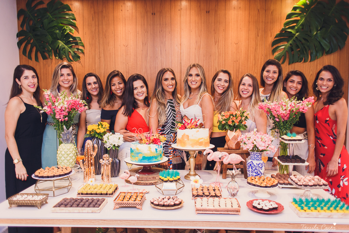 decoração para aniversário de 30 anos, festa linda para irmãs gêmeas, festa de 30 anos de gêmeas, bolo de Thais Gois, fotografia de Tássila Costa, fotógrafa em Vitória ES, fotografia de festa em vix ES, o que vestir no aniversário de 30 anos