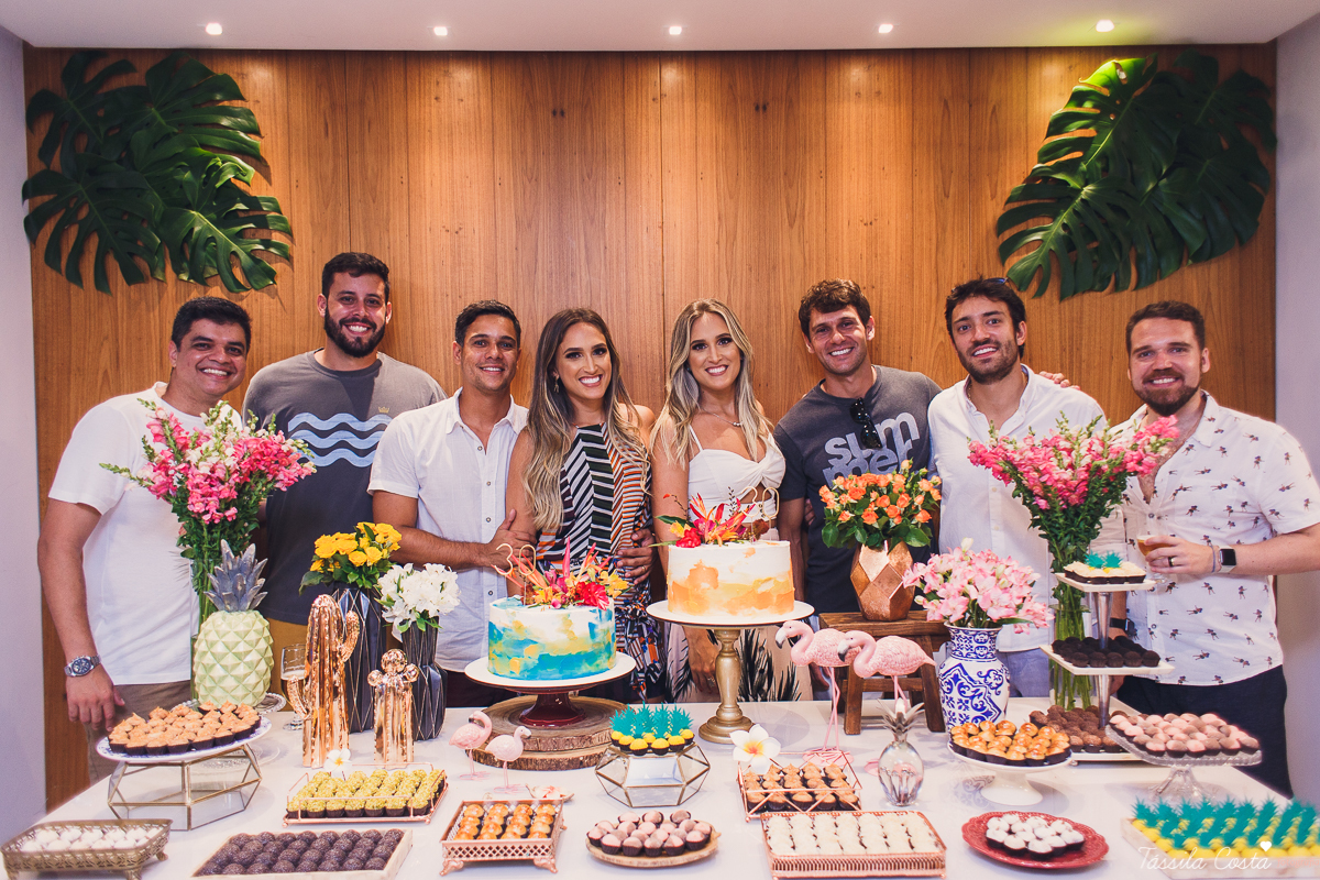 decoração para aniversário de 30 anos, festa linda para irmãs gêmeas, festa de 30 anos de gêmeas, bolo de Thais Gois, fotografia de Tássila Costa, fotógrafa em Vitória ES, fotografia de festa em vix ES, o que vestir no aniversário de 30 anos
