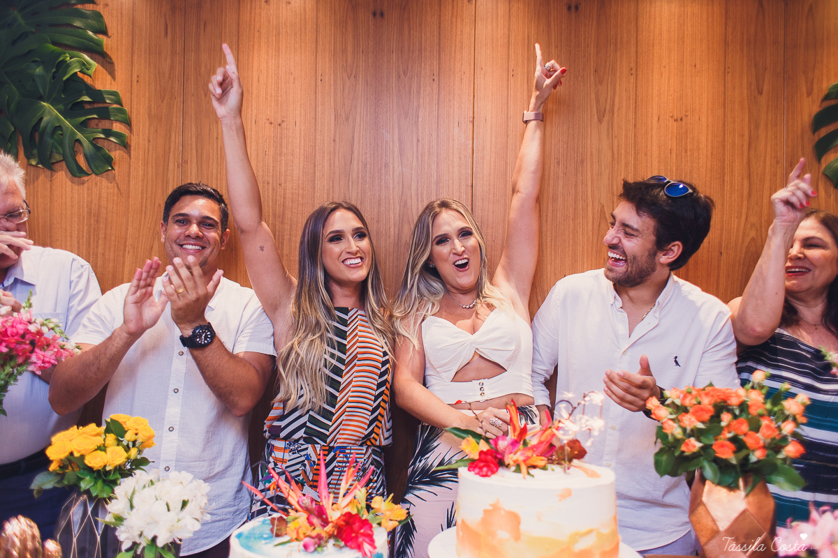 decoração para aniversário de 30 anos, festa linda para irmãs gêmeas, festa de 30 anos de gêmeas, bolo de Thais Gois, fotografia de Tássila Costa, fotógrafa em Vitória ES, fotografia de festa em vix ES, o que vestir no aniversário de 30 anos